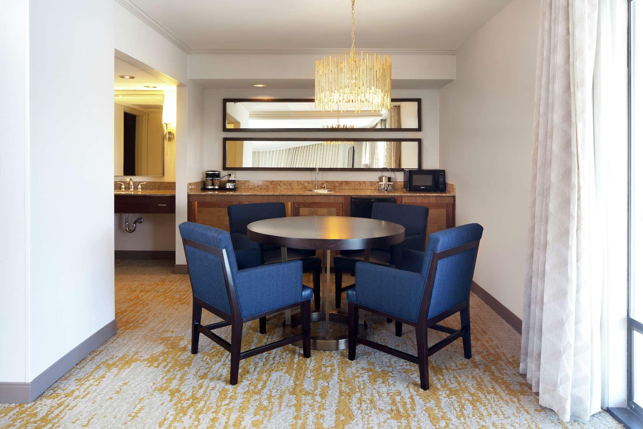 Hotel Doubletree By Hilton Ontario Airport Exteriér fotografie