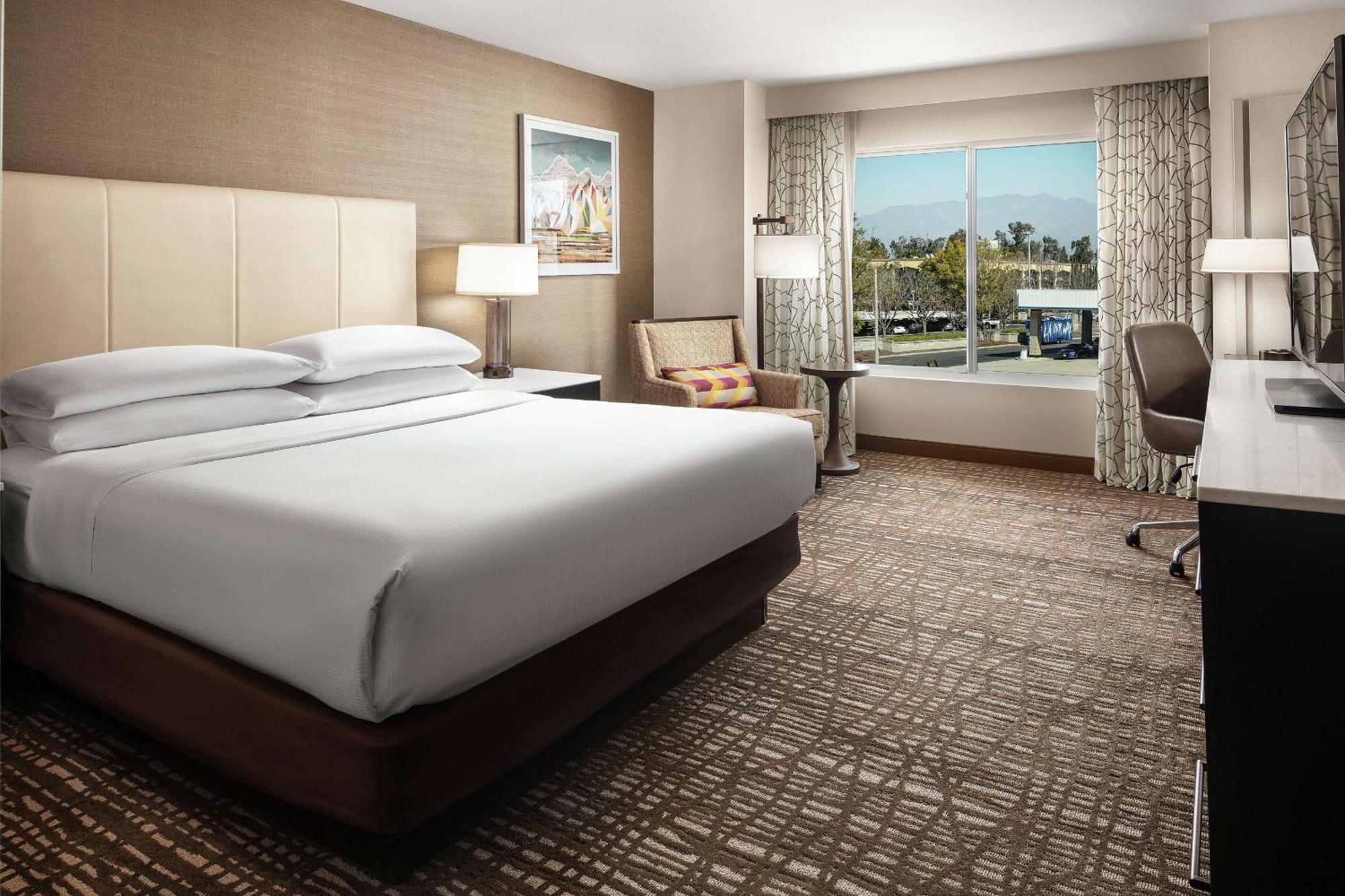 Hotel Doubletree By Hilton Ontario Airport Exteriér fotografie